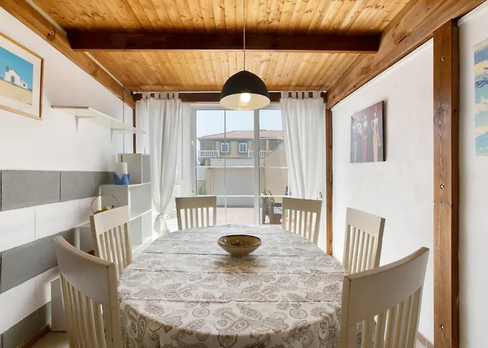 Arenas Del Mar 펜션 엘메다노